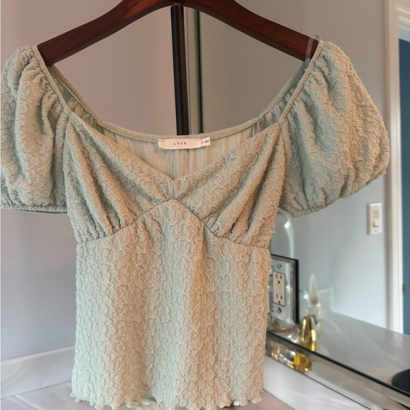 Lush Textured Puff Sleeve Blouse in Light Green US Medium - Picture 3 of 9